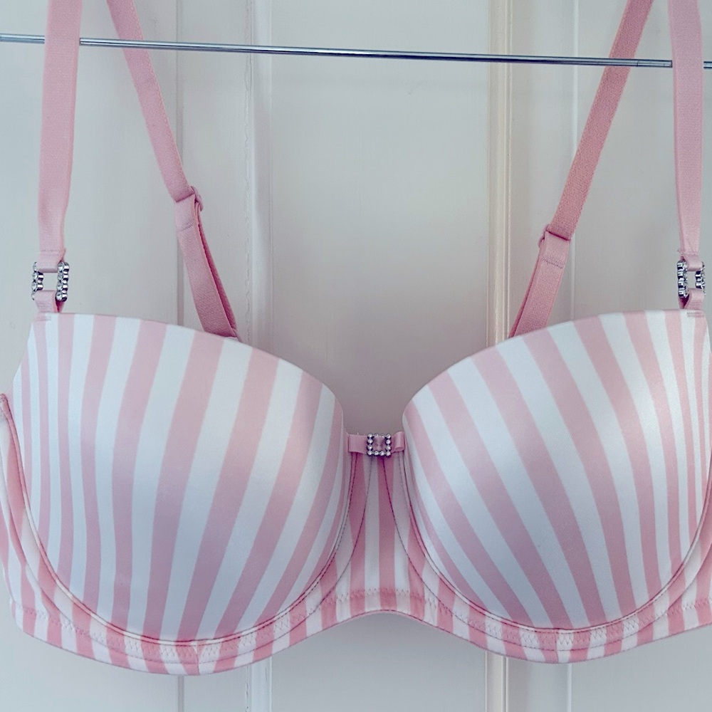 Victoria Secret Balconet Bra size 36C